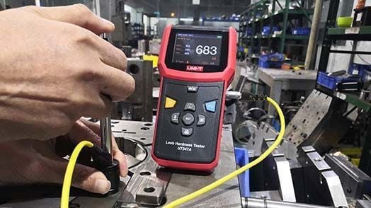 Unit UT347A Leeb Sertlik Ölçüm Cihazı