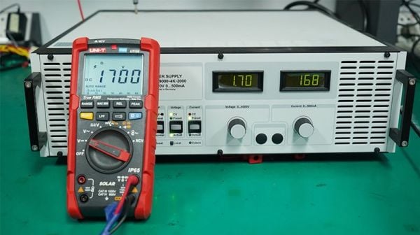 Unit UT196 1700V DC True RMS Profesyonel Solar Dijital Multimetre