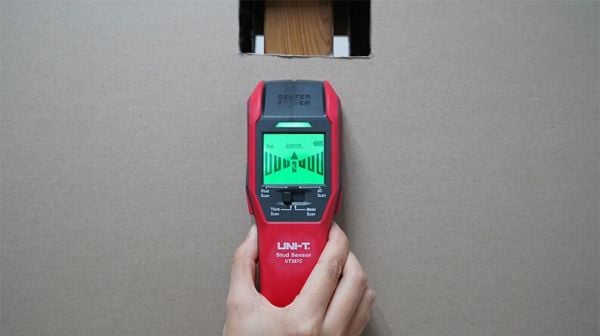 Unit UT387C Voltaj ve Metal Dedektörü Duvar Tarayıcı